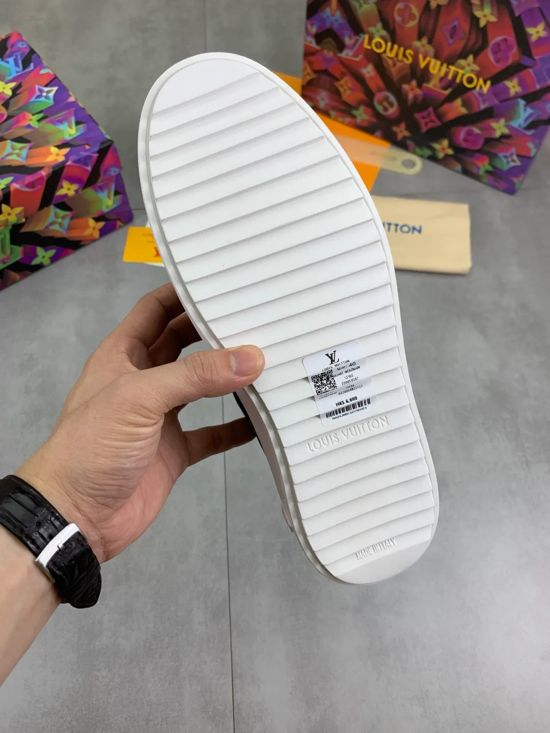 Men's men's shoes💰P520💰[New model]🆘High quality cowhide [Louis Vuitton]LV official website latest model🎁casual and fashionable men's shoes👟hot style💥simple and elegant style, exclusive for trendy men. Unique official website latest brand elements👑original decoration, fashionable and generous, the fabric is made of original denim➕comfortable and breathable mesh lining➕cow leather feet ✅The official website specifies wear-resistant casual outsole, the classic model is taken in real life🎬Color: 6️⃣colors available😍Number of codes: 38-44 Full set of packaging